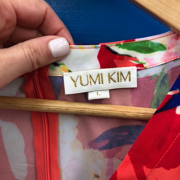 Yumi Kim Floral Romper - Picture 2 of 5